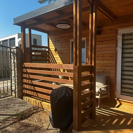 Holiday home Lily E Pakostane