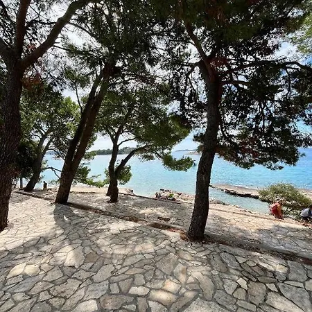 Lily E Сasa de vacaciones Pakoštane